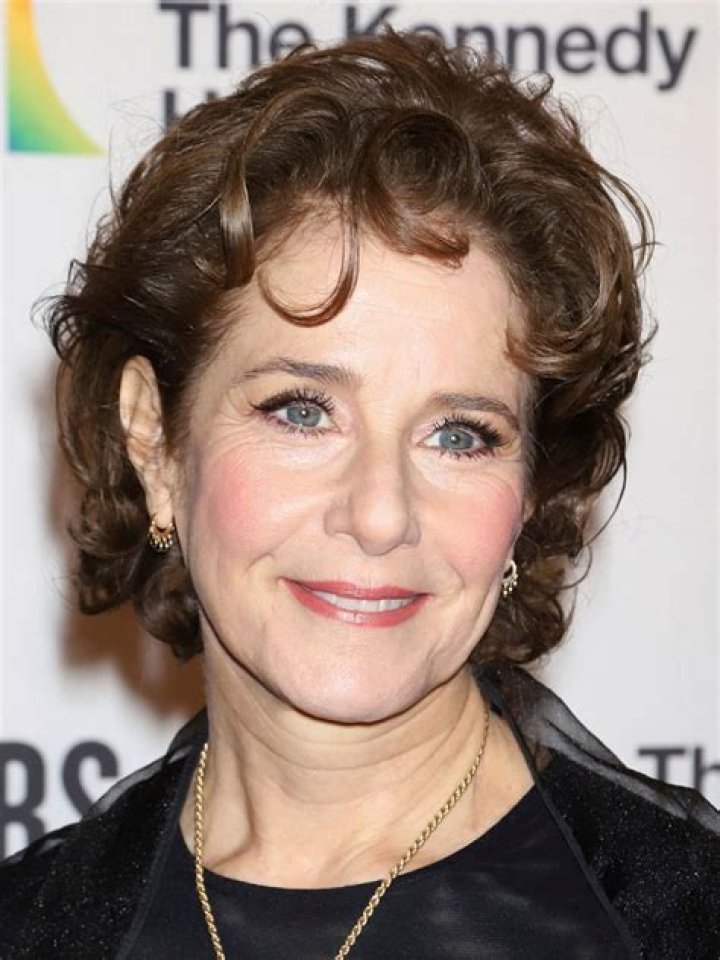 debra winger net worth