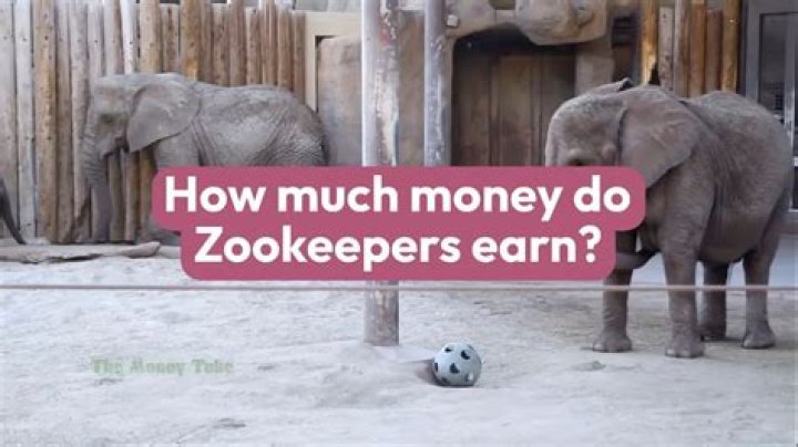 how much do zookeepers make