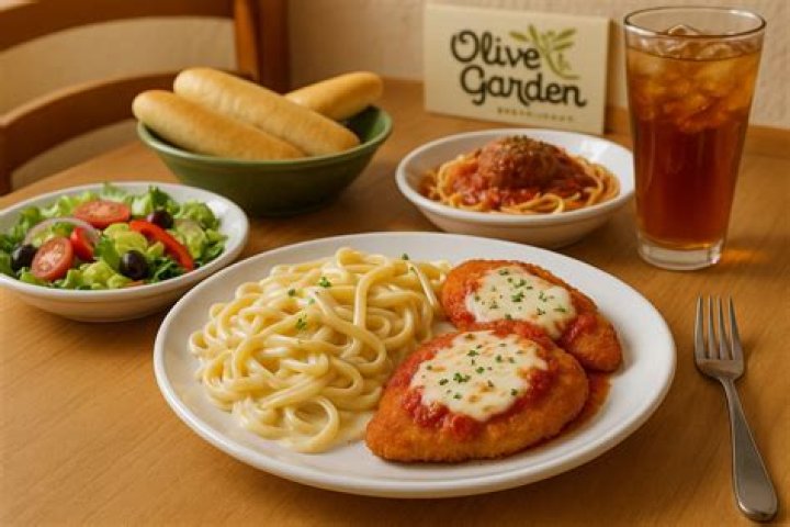 olive garden lunch time