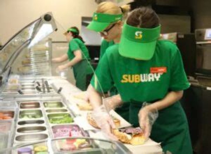 subway hiring age