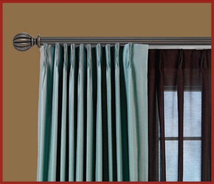 traverse curtain rods