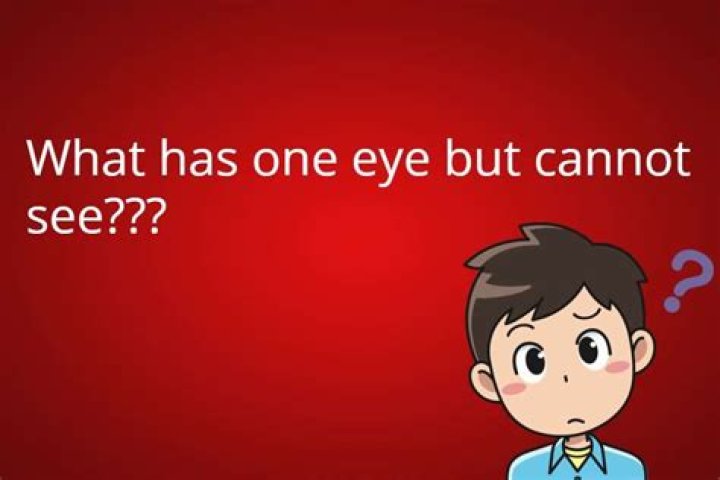what has one eye but cannot see